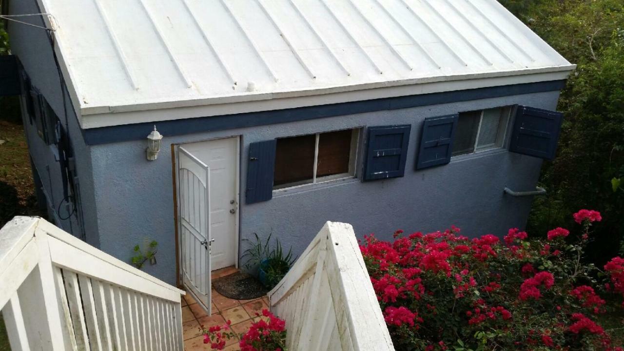 The Cottage At Villa Indigo Charlotte Amalie Exterior photo