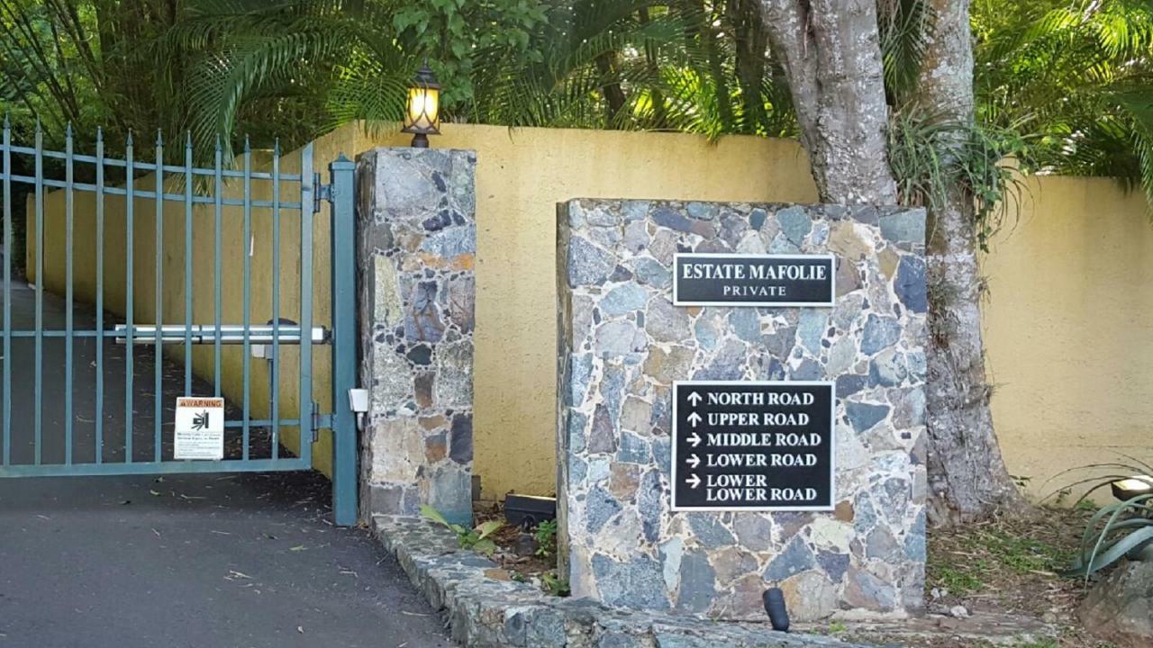 The Cottage At Villa Indigo Charlotte Amalie Exterior photo
